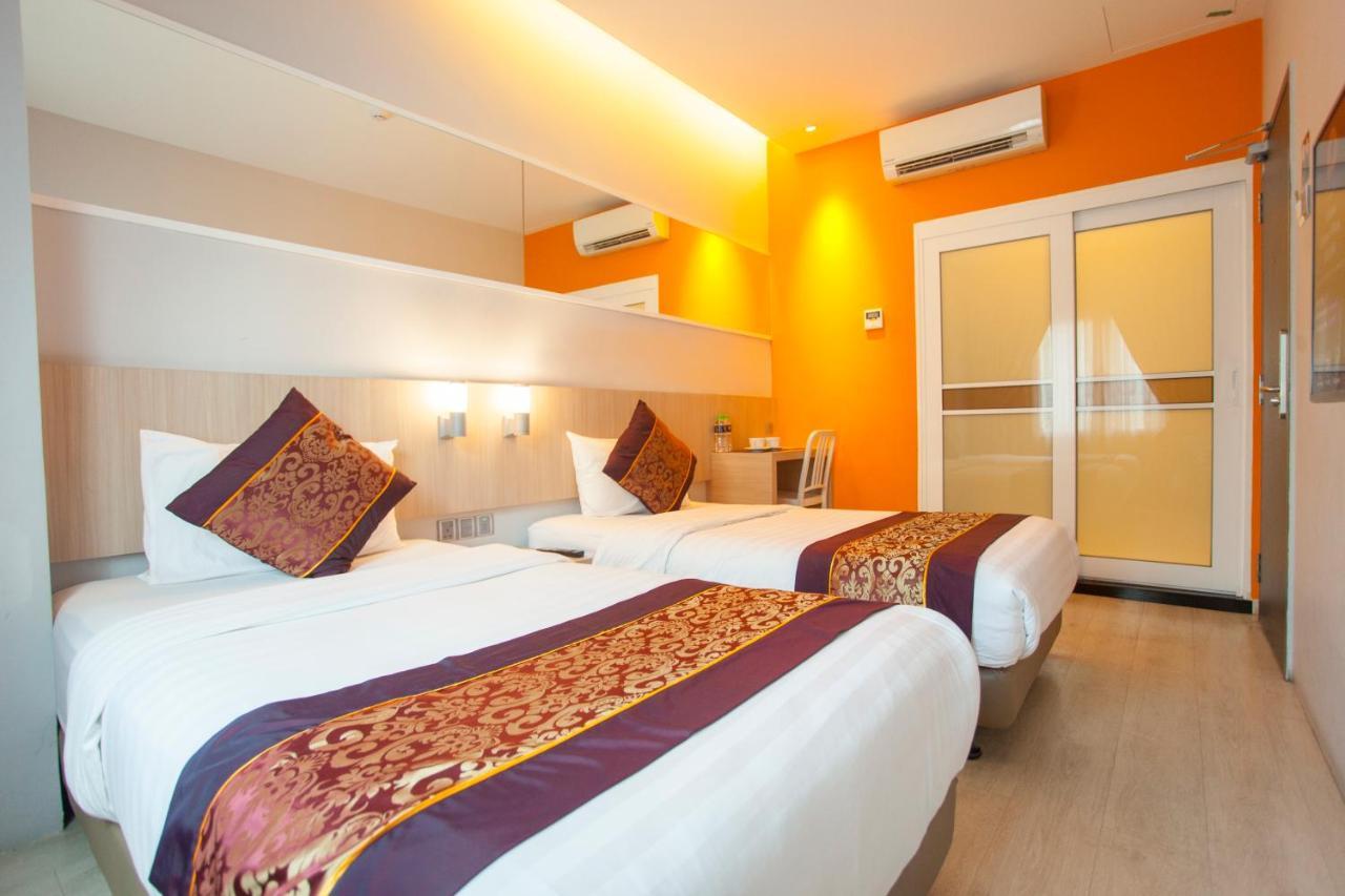 Orange Premier Hotel Wangsa Maju Kuala Lumpur Bagian luar foto